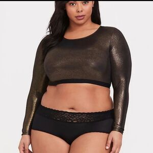 TORRID CROP TOP SIZE 5